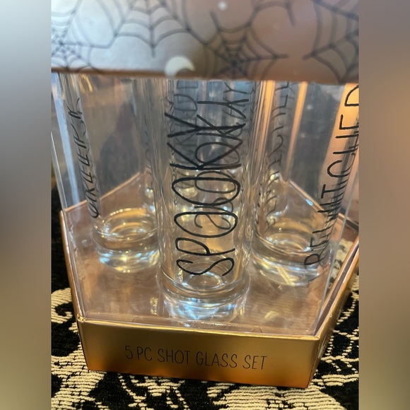HALLOWEEN  5 PC SHOT GLASS SET 💀🕸️🖤🧡🌙 - Picture 5 of 9